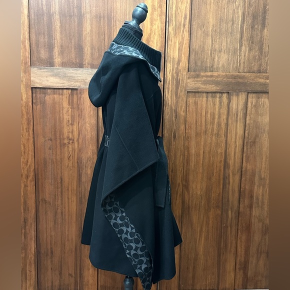 Coach Black Women's Sweater Cape with Belt - Picture 4 of 11